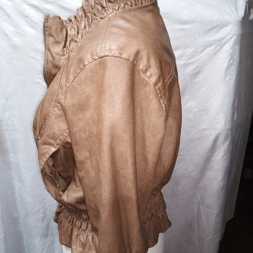 Jacket - Picture 5 of 5